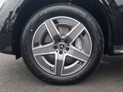 2025 Mercedes-Benz GLC Class