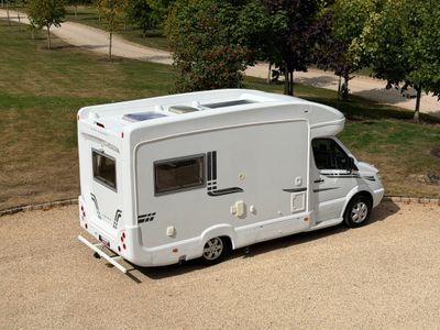 2010 AUTOSLEEPER SUFFOLK LOW PROFILE R.H.D AUTO 
