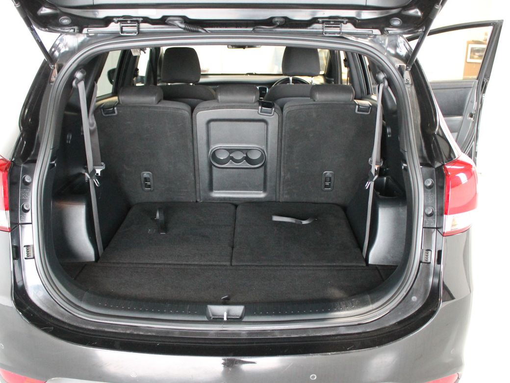 2019 Kia Carens