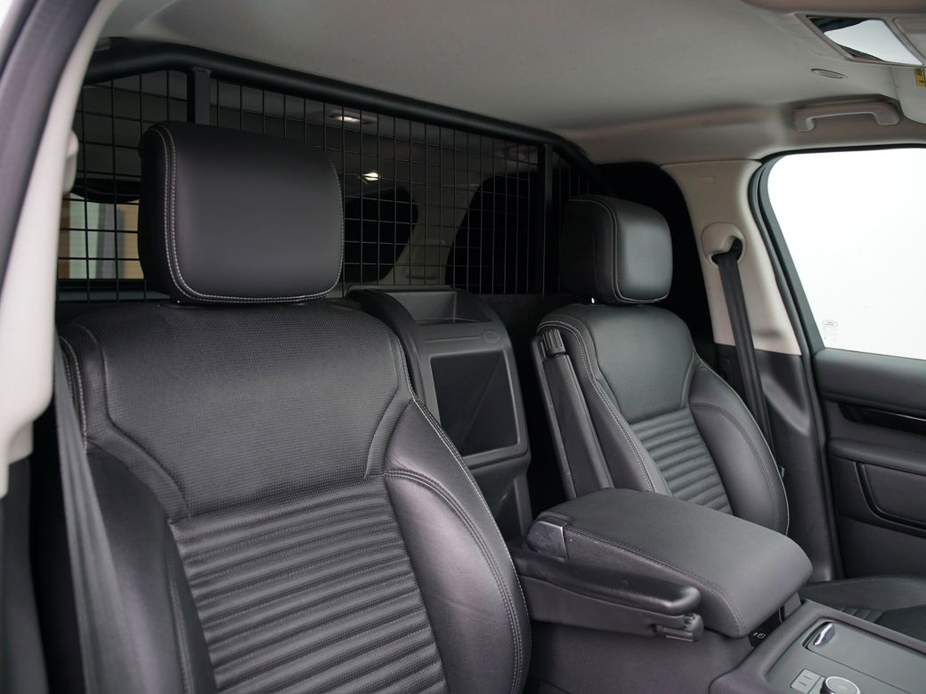 2024 Land Rover Discovery
