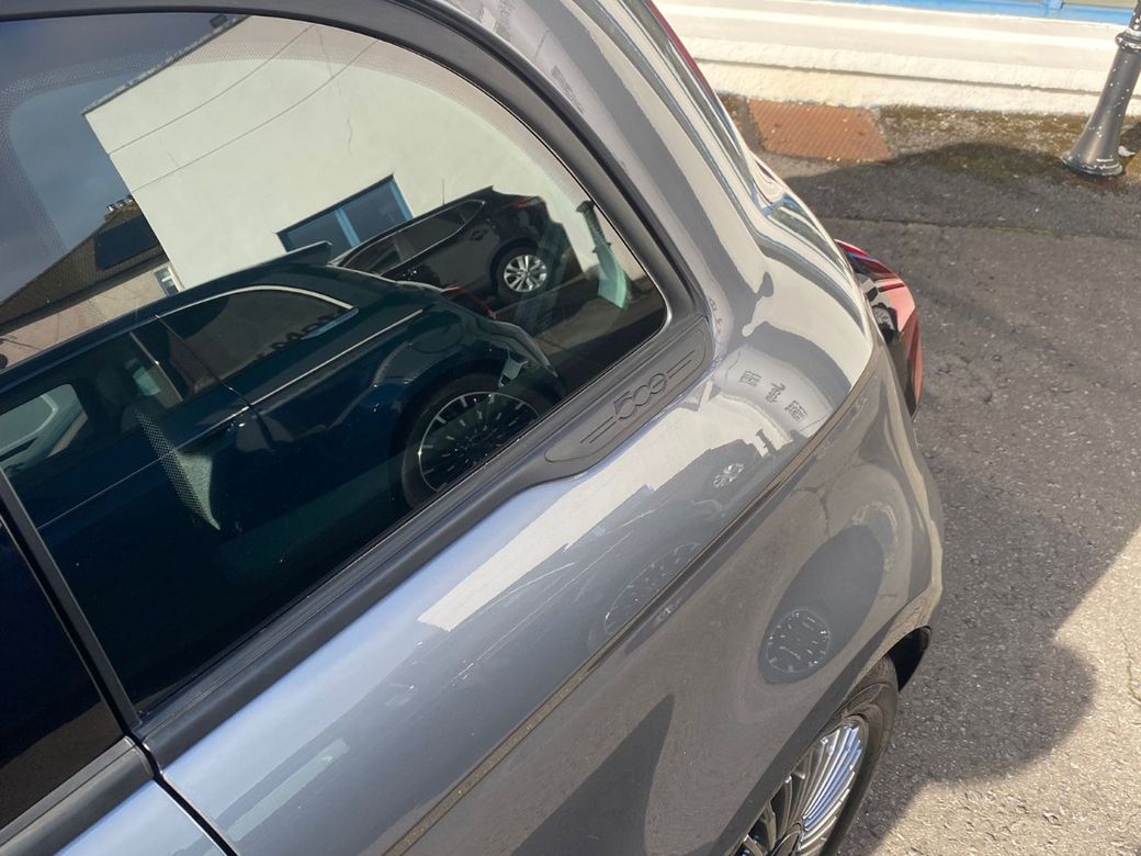 2025 Fiat 500e
