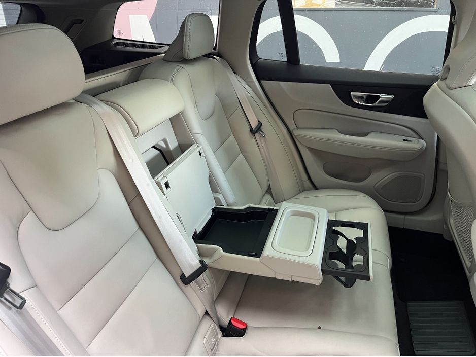 2021 Volvo V60
