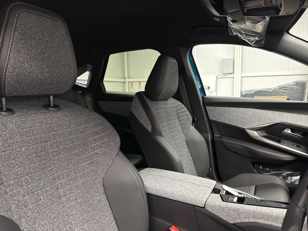 2025 Peugeot 3008