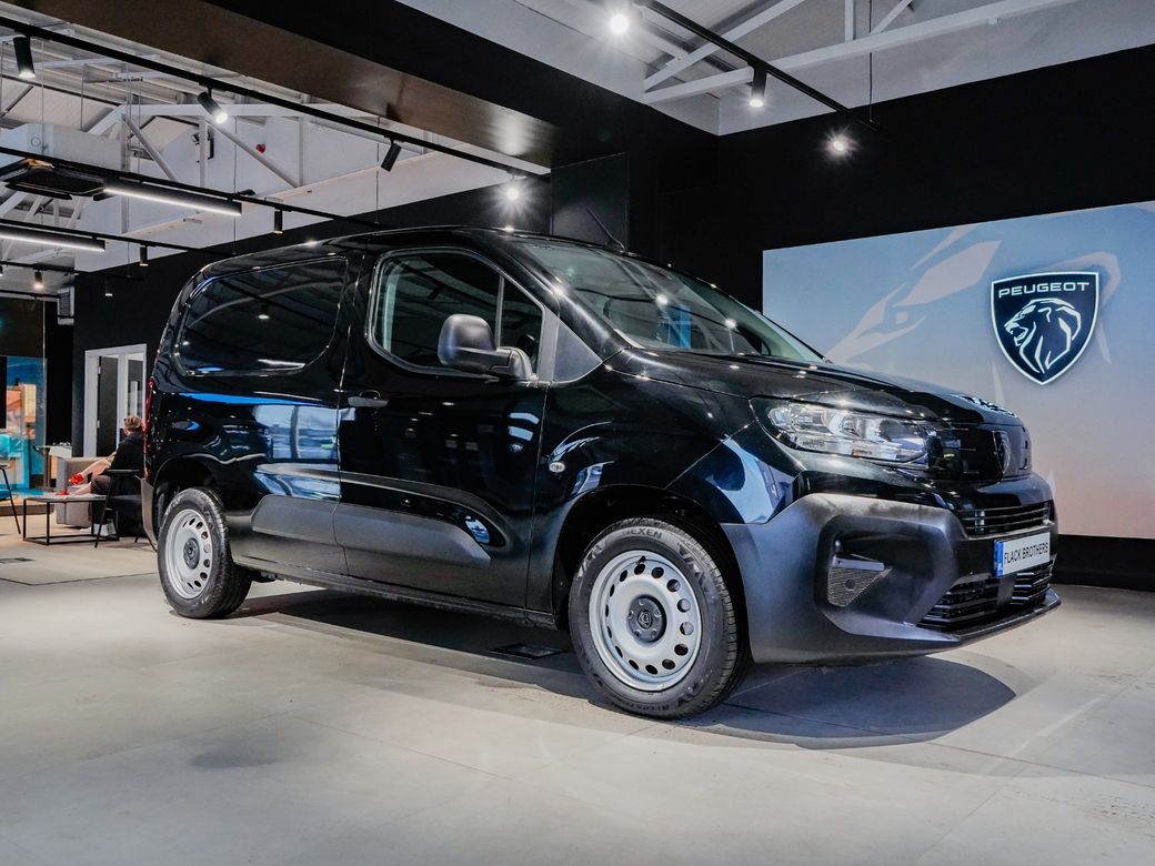 2025 Peugeot Partner