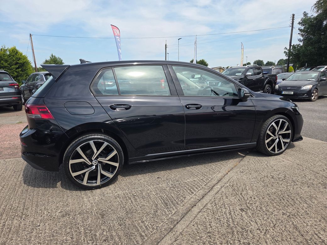 2023 Volkswagen Golf