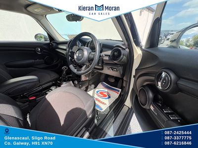 2017 Mini Hatch