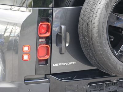 2023 Land Rover Defender