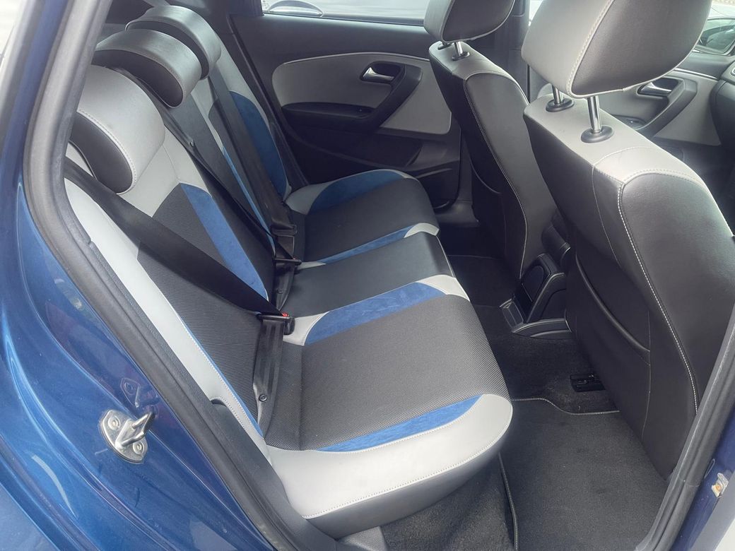 2015 Volkswagen Polo