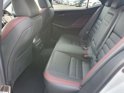 2020 Lexus IS 300h