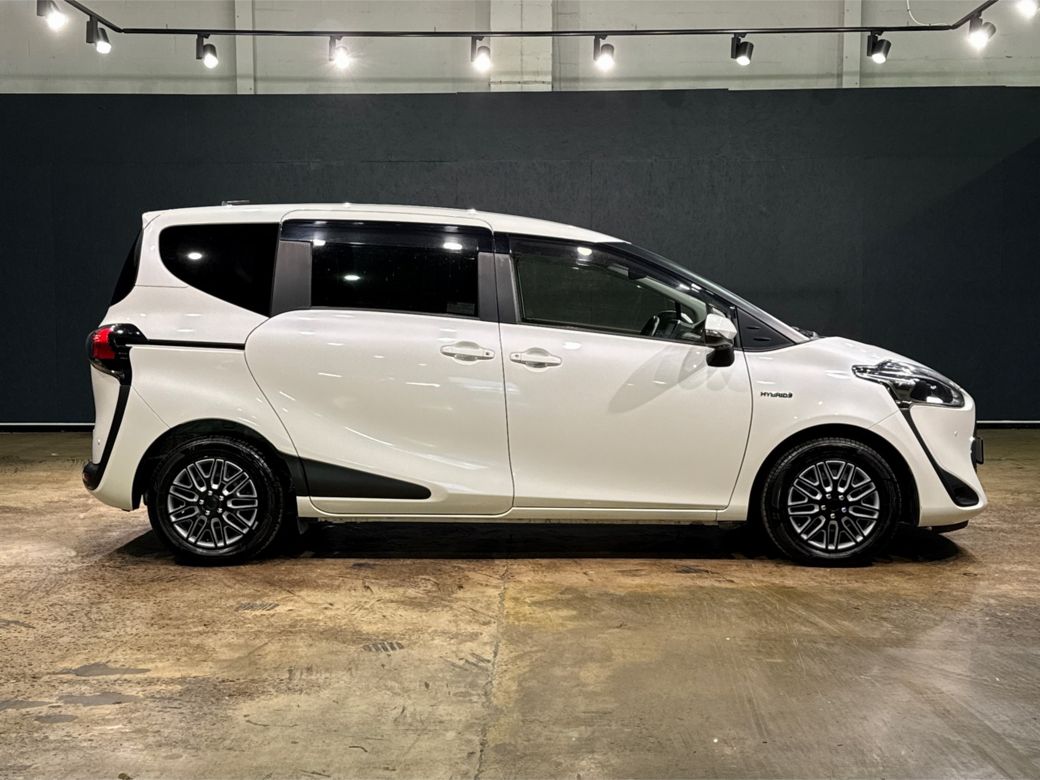 2020 Toyota Sienta