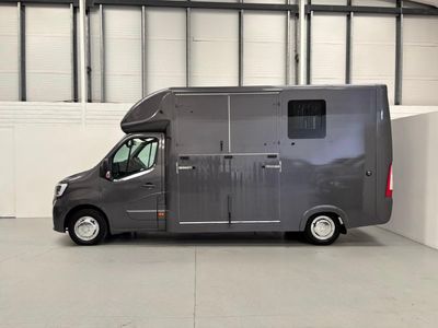 2020 Renault Master