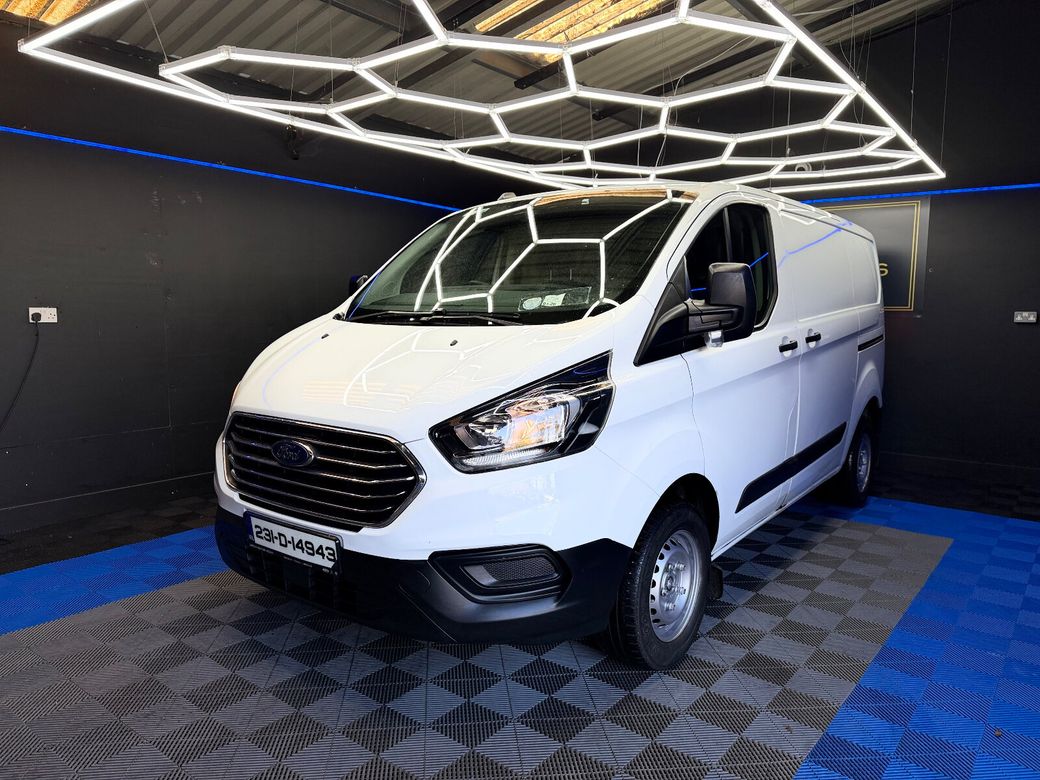 2023 Ford Transit Custom