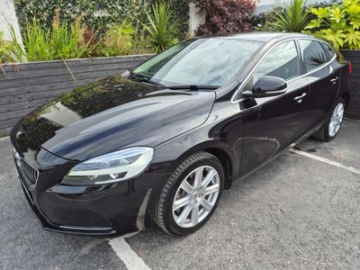 2018 Volvo V40