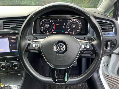 2019 Volkswagen Golf