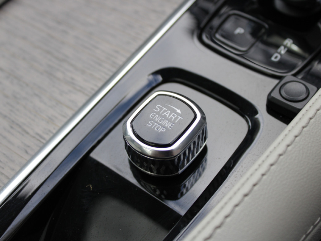 2022 Volvo XC90