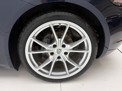 2022 Porsche Cayman
