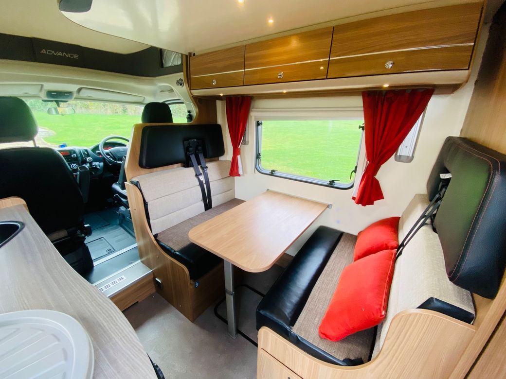 2017 BAILEY  APPROACH ADVANCE 665 LOW PROFILE R.H.D