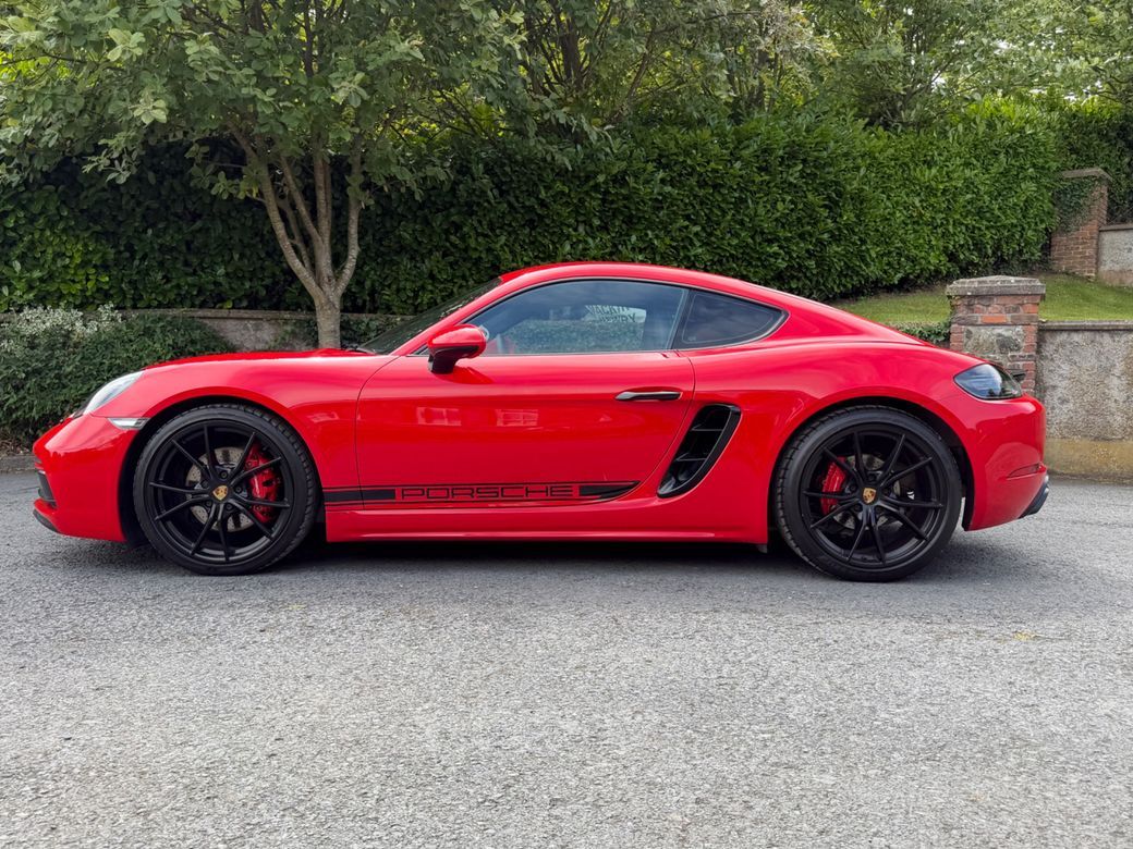 2018 Porsche 718 Cayman