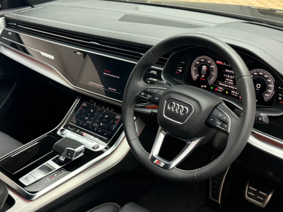 2024 Audi Q8