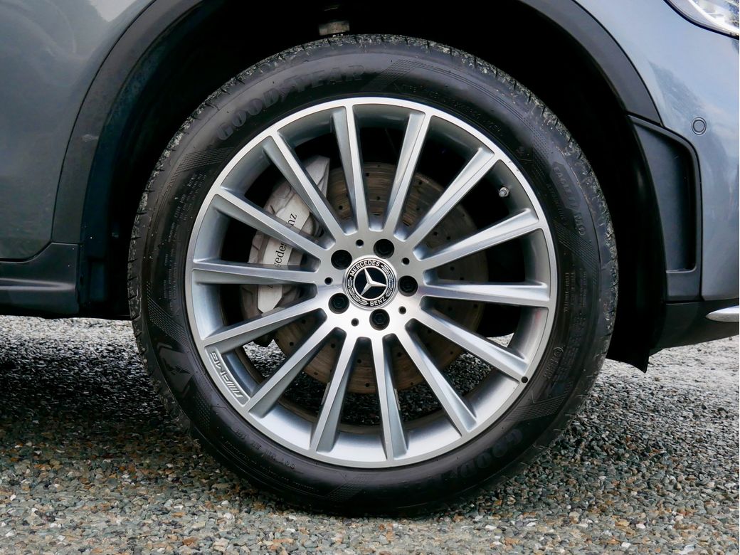 2023 Mercedes-Benz GLC Class