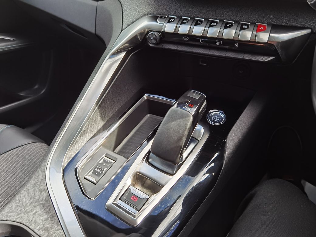 2021 Peugeot 3008