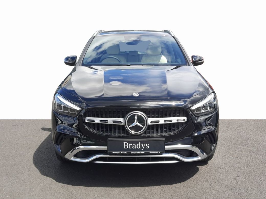 2025 Mercedes-Benz GLA Class