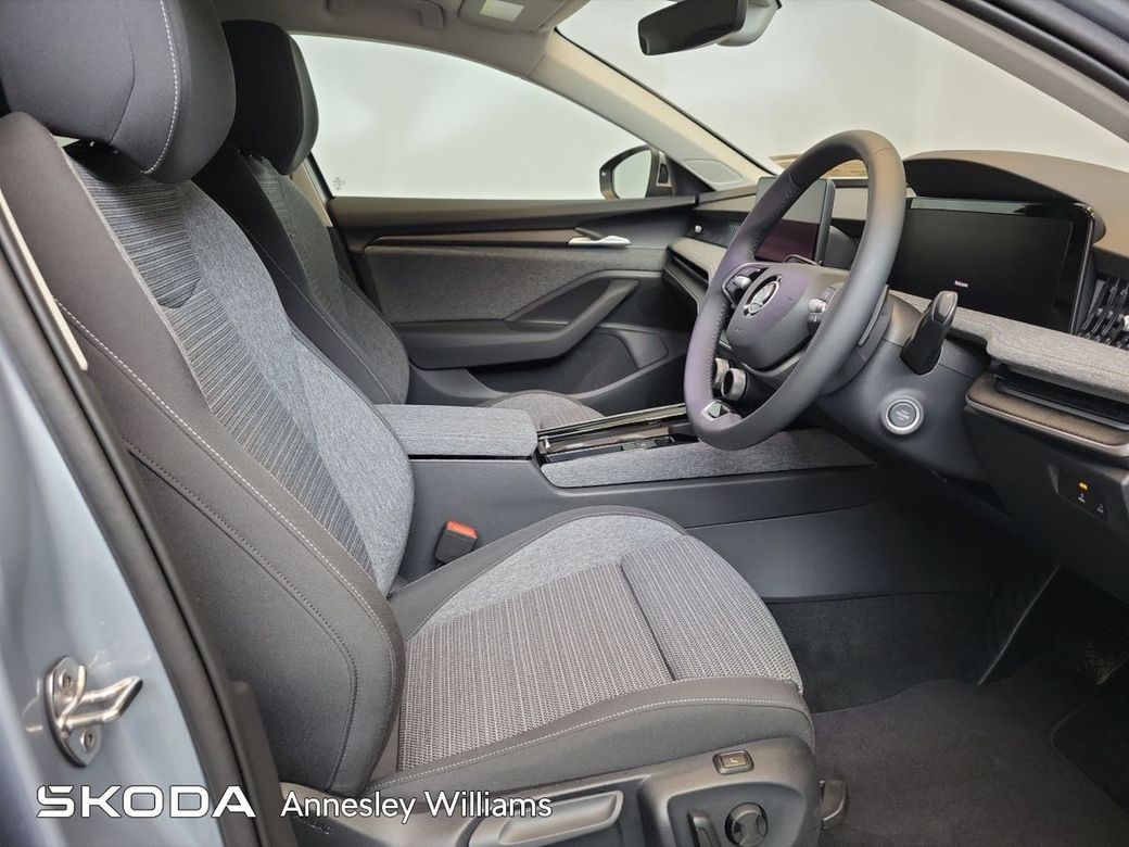 2025 Skoda Superb