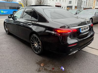 2022 Mercedes-Benz E 220