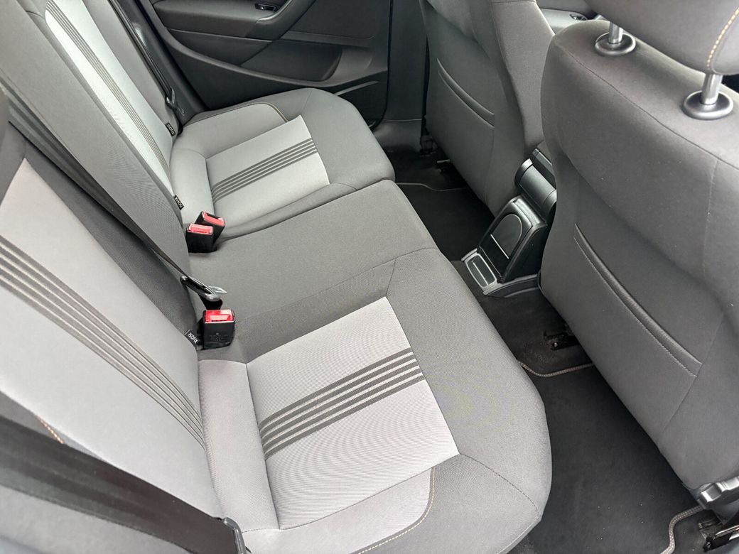 2016 Volkswagen Polo