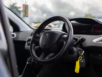 2013 Peugeot 208