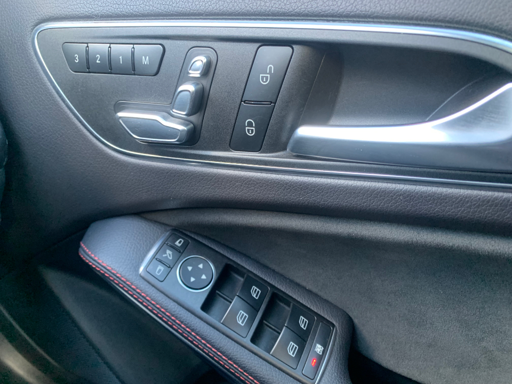 2017 Mercedes-Benz A 180