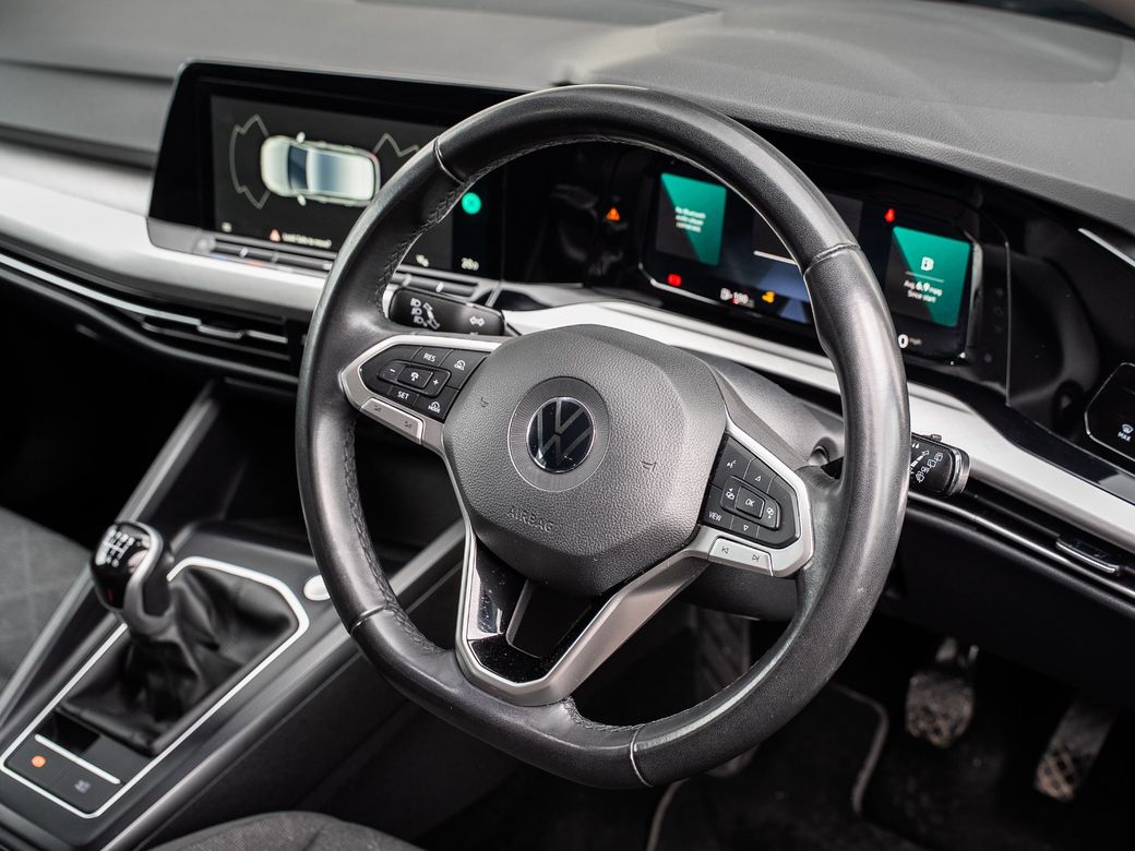 2022 Volkswagen Golf