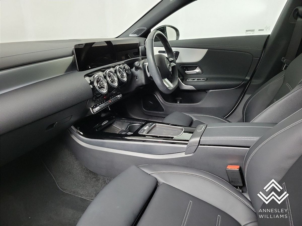 2025 Mercedes-Benz CLA Class