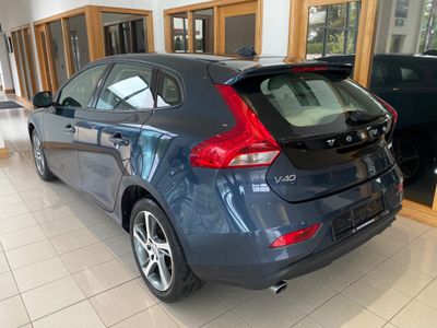 2016 Volvo V40