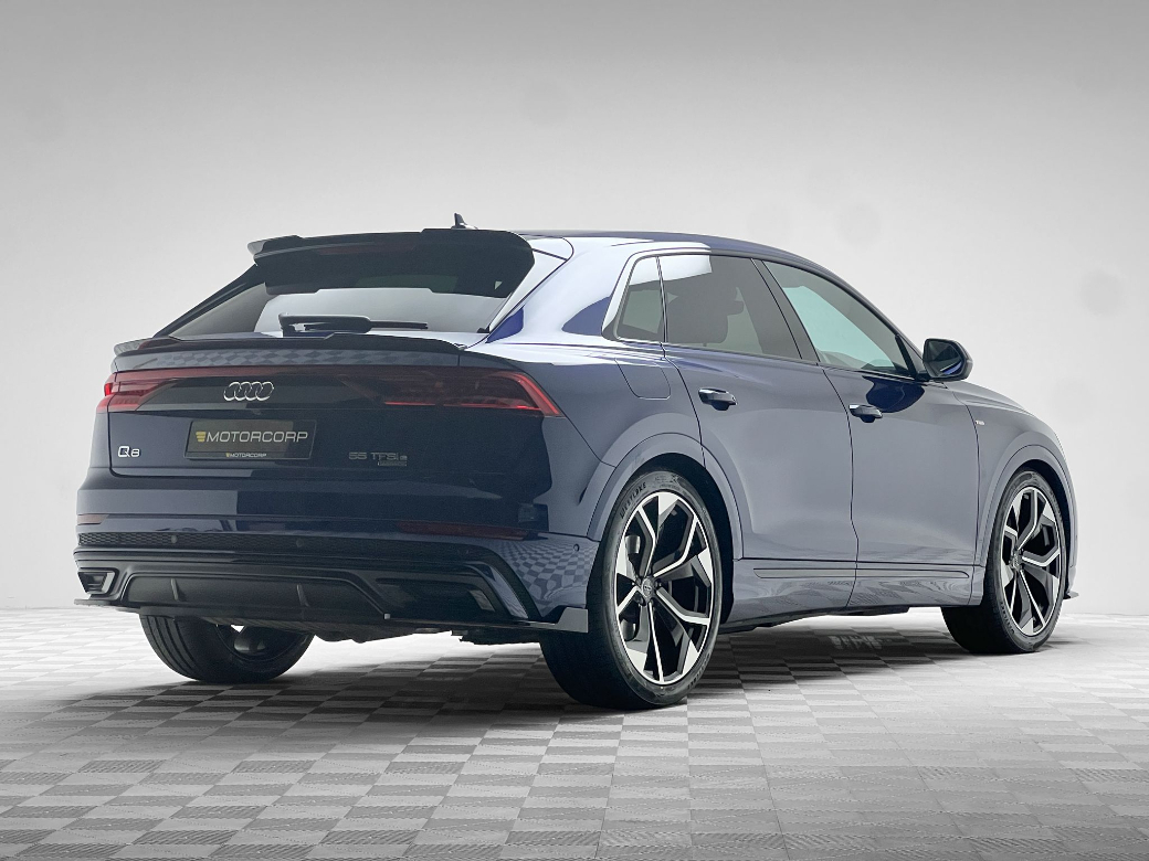 2023 Audi Q8