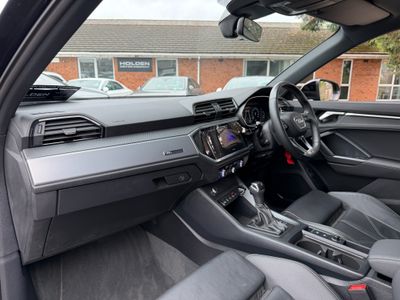 2023 Audi Q3