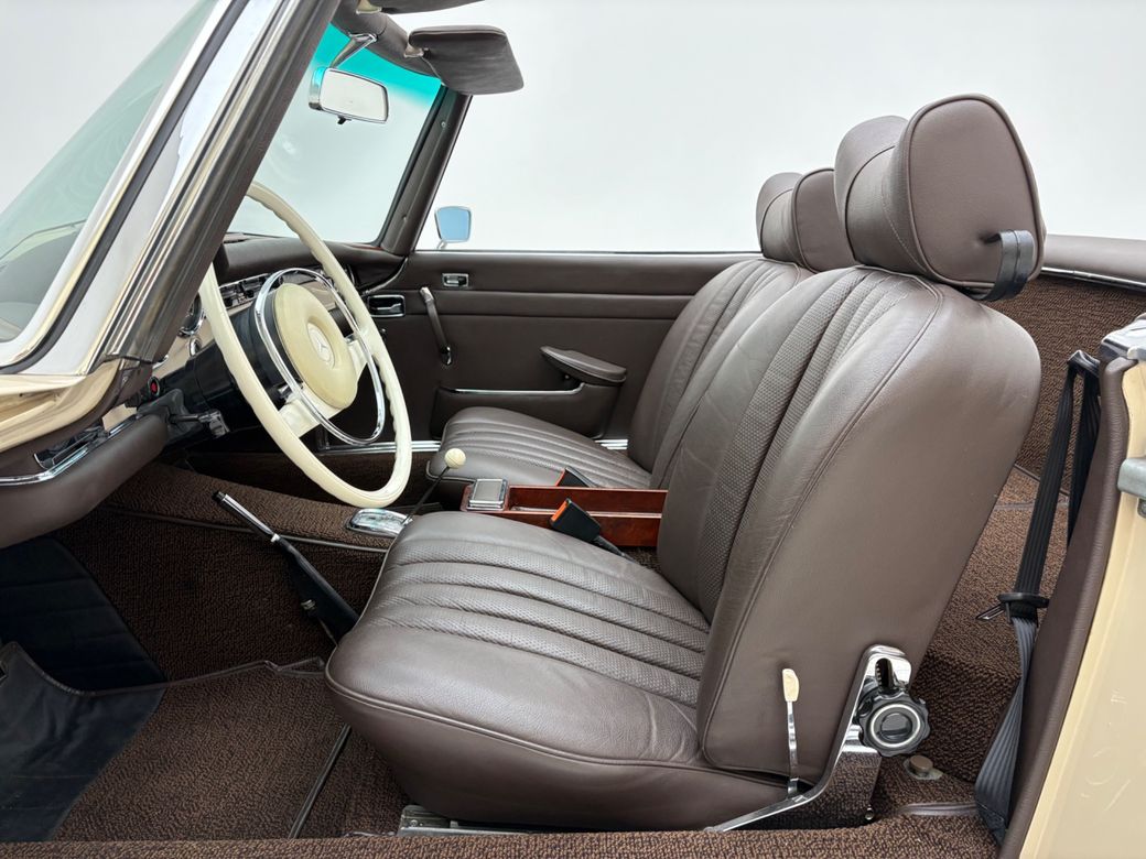 1971 Mercedes-Benz SL Class