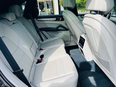 2022 Porsche Cayenne