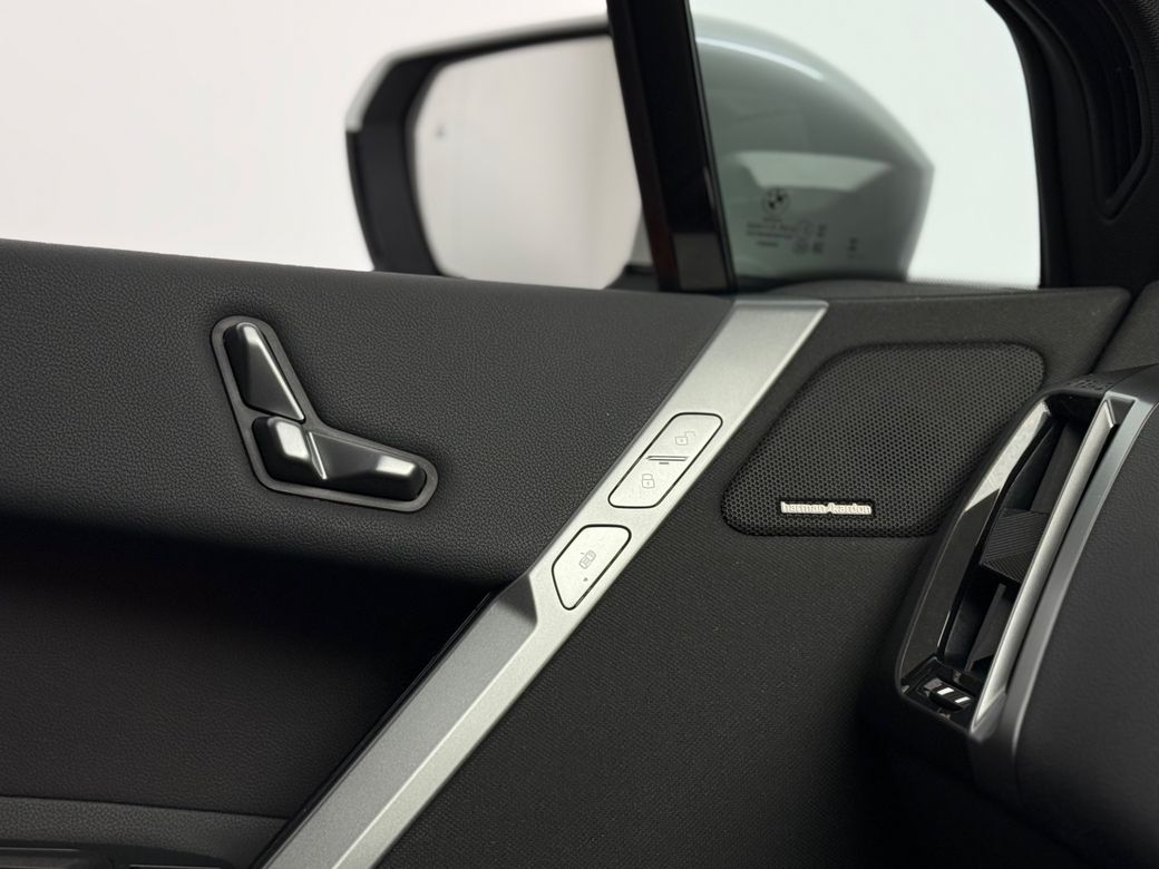 2024 BMW iX