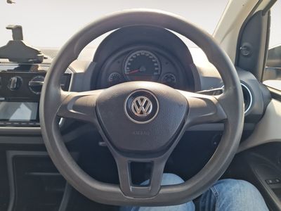 2018 Volkswagen up!