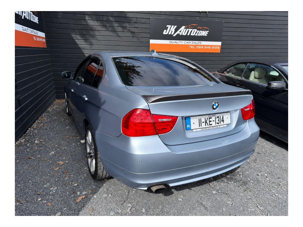 2011 BMW 3 Series