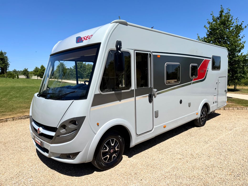2018 BURSTNER  LYSEO I743G AUTO R.H.D Q/B 