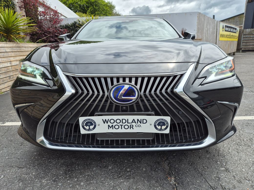 2020 Lexus ES 300h