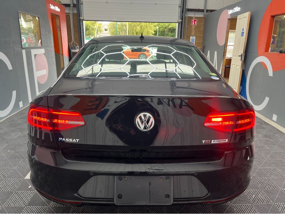 2016 Volkswagen Passat
