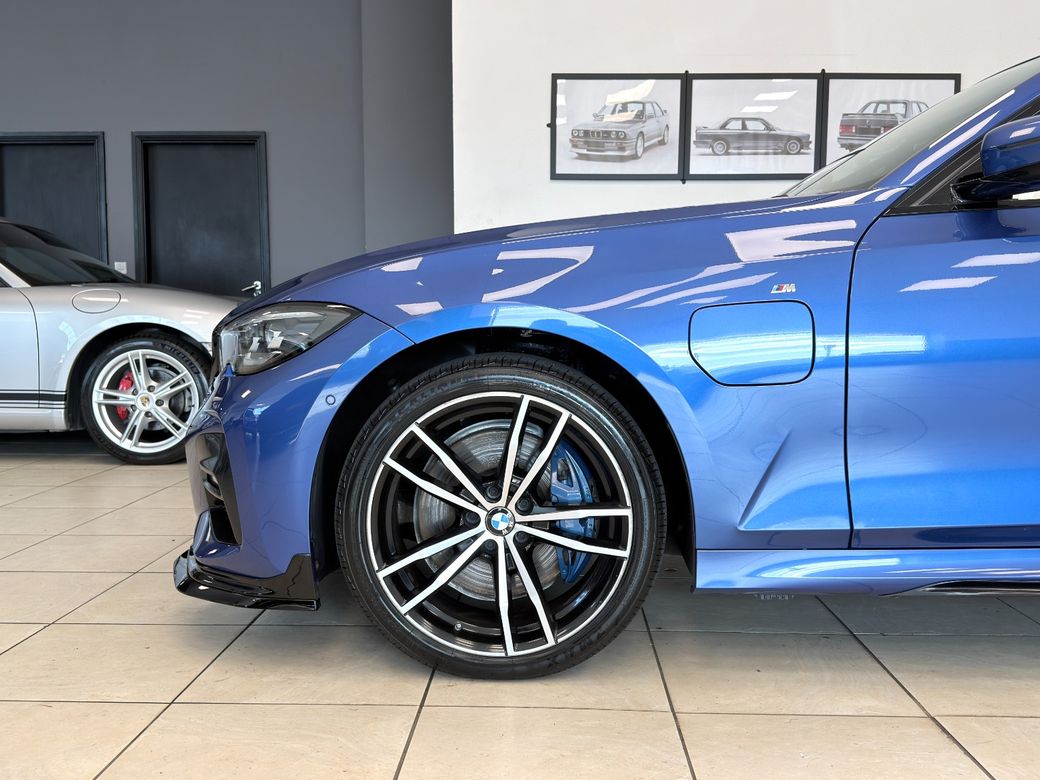2021 BMW 330