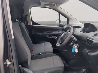 2021 Peugeot Partner