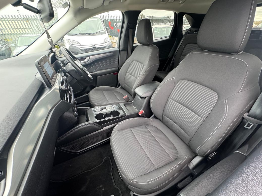 2023 Ford Kuga