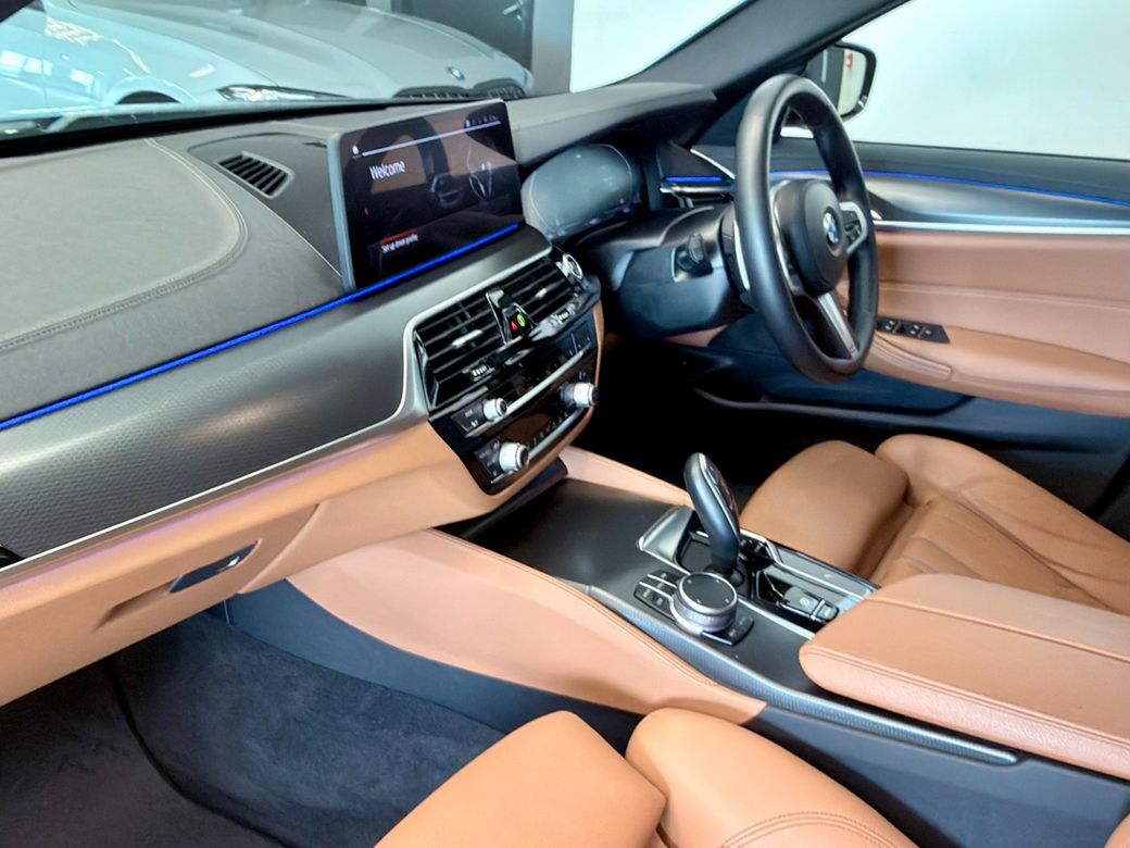2021 BMW 5 Series