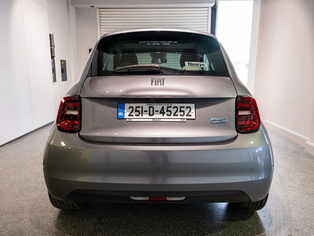 2025 Fiat 500e