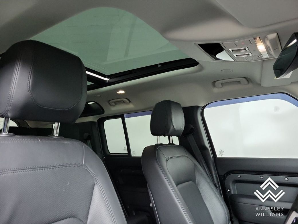 2023 Land Rover Defender